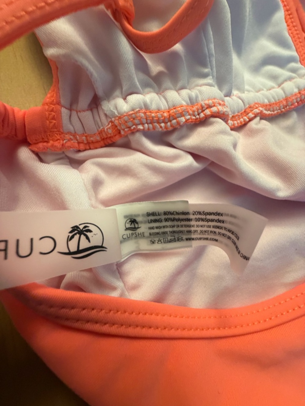 Cupshe Coral Ruffle-Trim One-Piece Swimsuit $4/25 - Picture 4 of 4